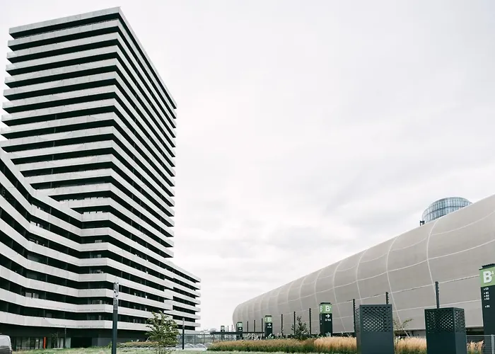 Svarog Unique By Chors Bratislava